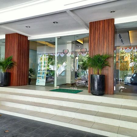 Andita Syariah Hotel Surabaya Ngoại thất bức ảnh