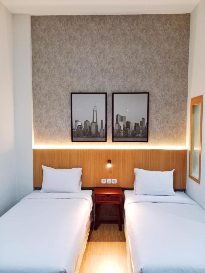 Andita Syariah Hotel Surabaya Ngoại thất bức ảnh