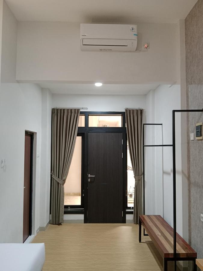 Andita Syariah Hotel Surabaya Ngoại thất bức ảnh