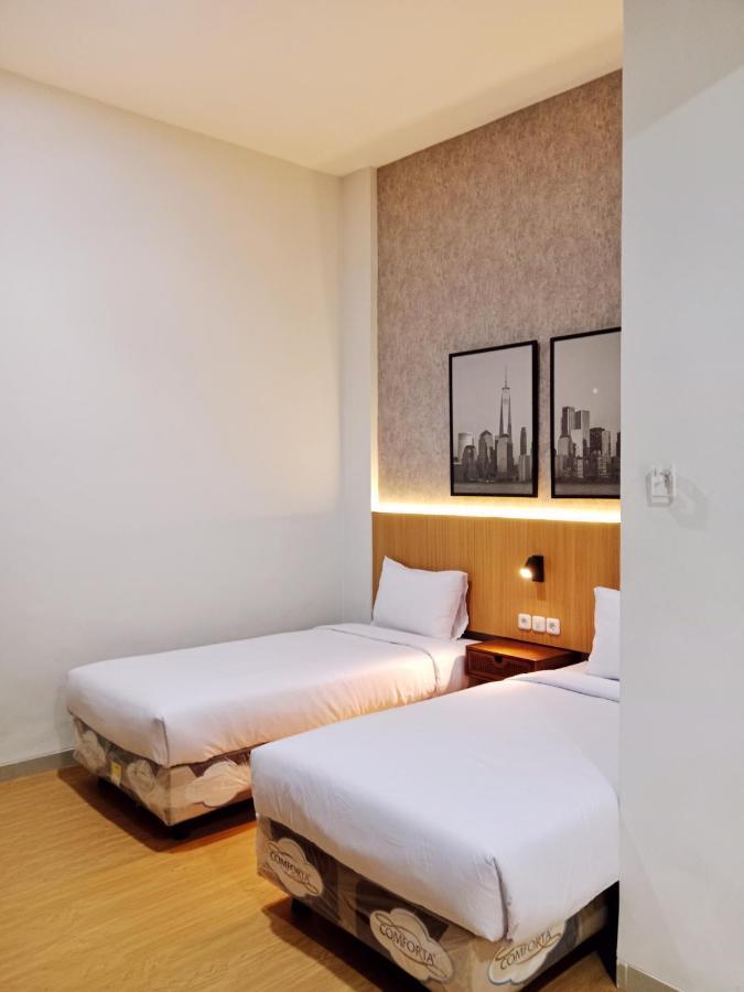 Andita Syariah Hotel Surabaya Ngoại thất bức ảnh