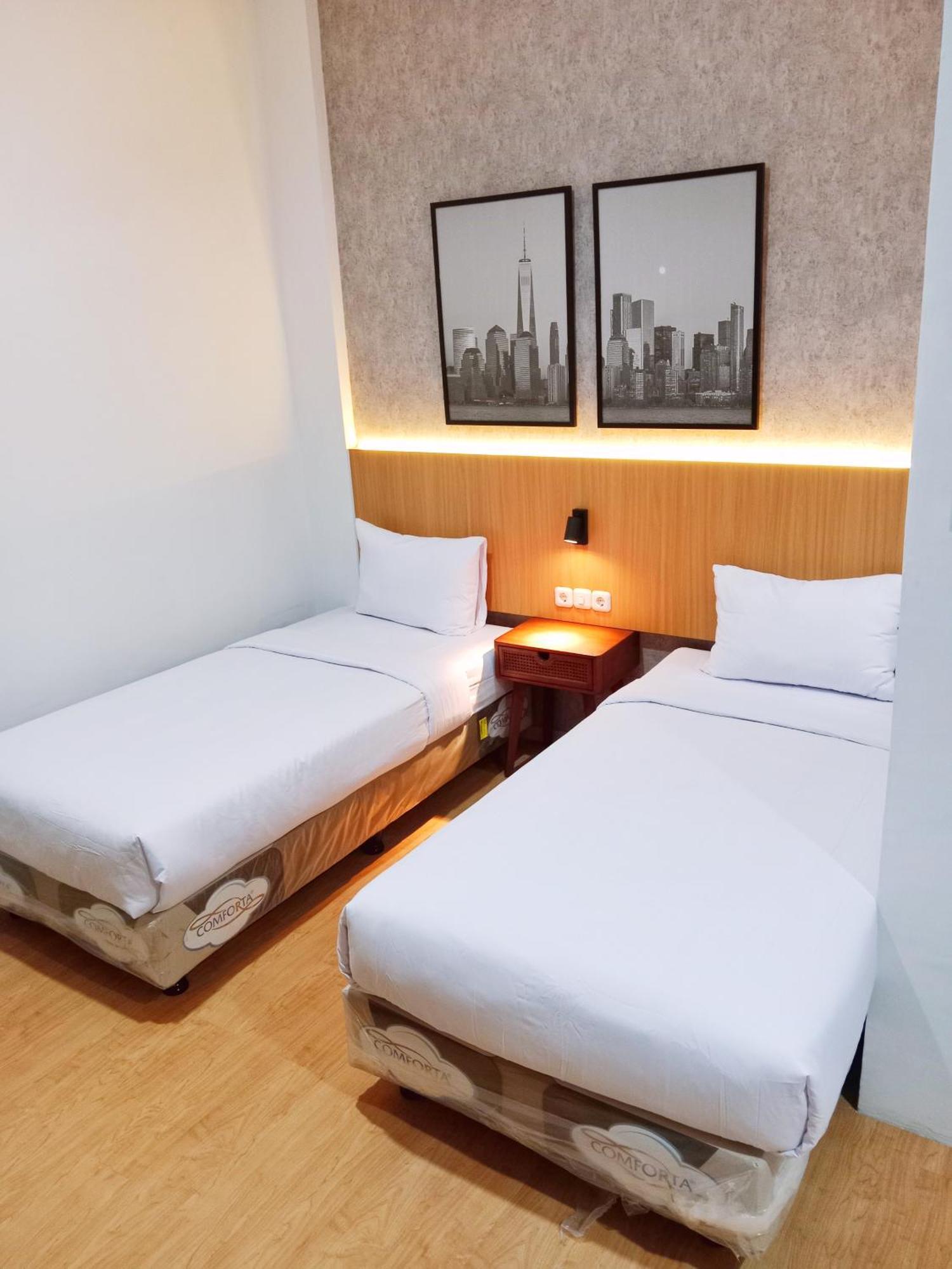 Andita Syariah Hotel Surabaya Ngoại thất bức ảnh