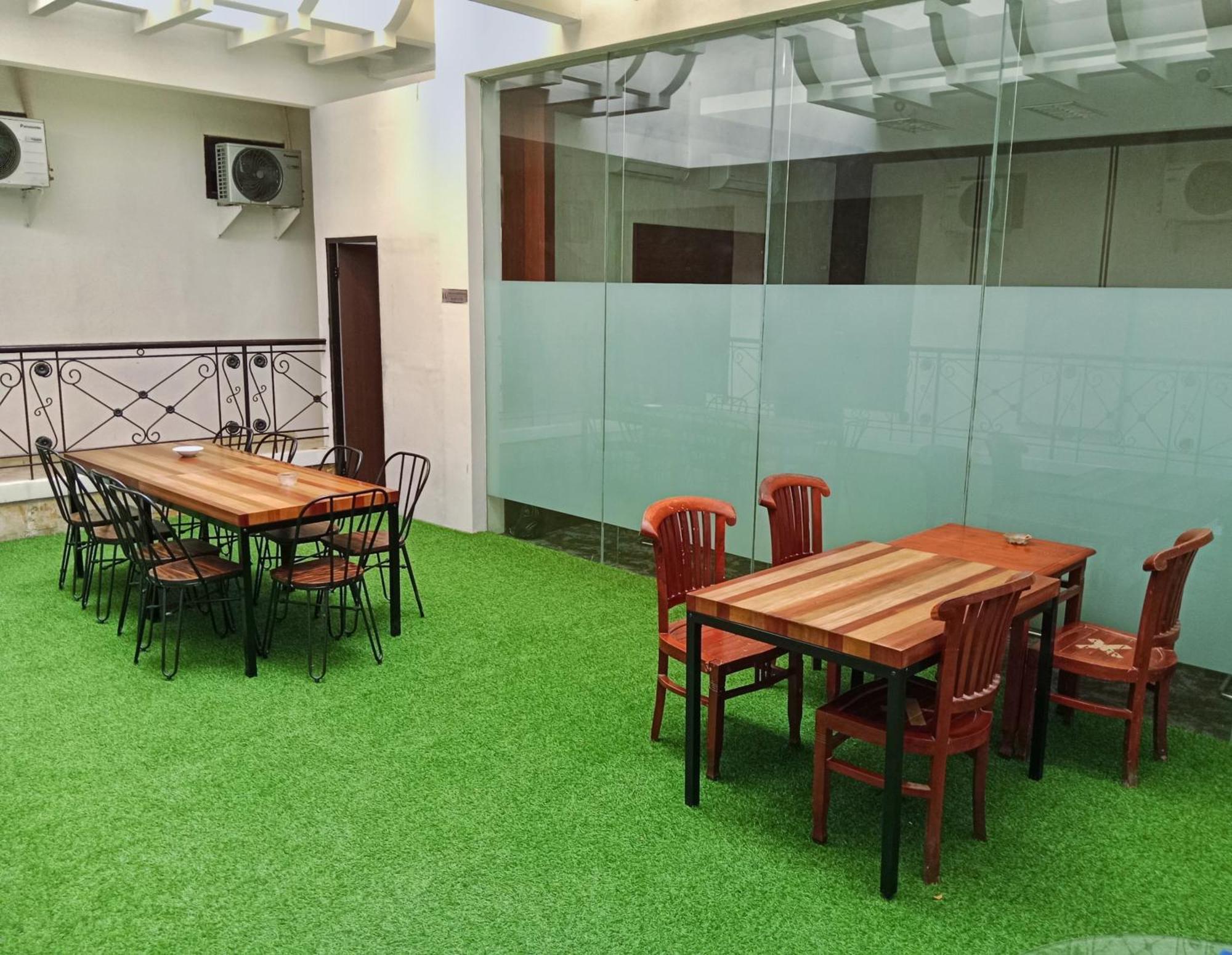 Andita Syariah Hotel Surabaya Ngoại thất bức ảnh